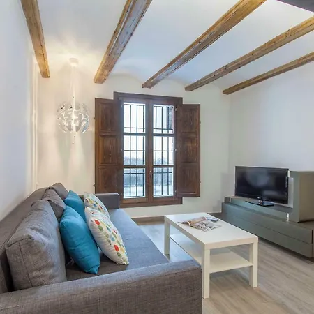 Apartup Market I شقة *